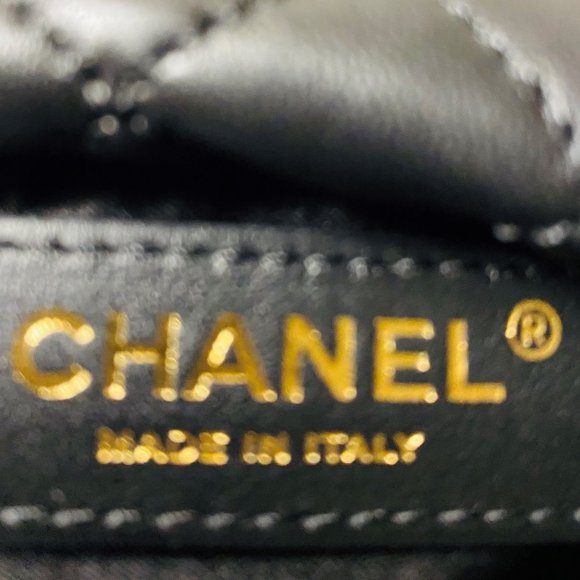 Chanel Sac Hobo Bag - Picture 6 of 9